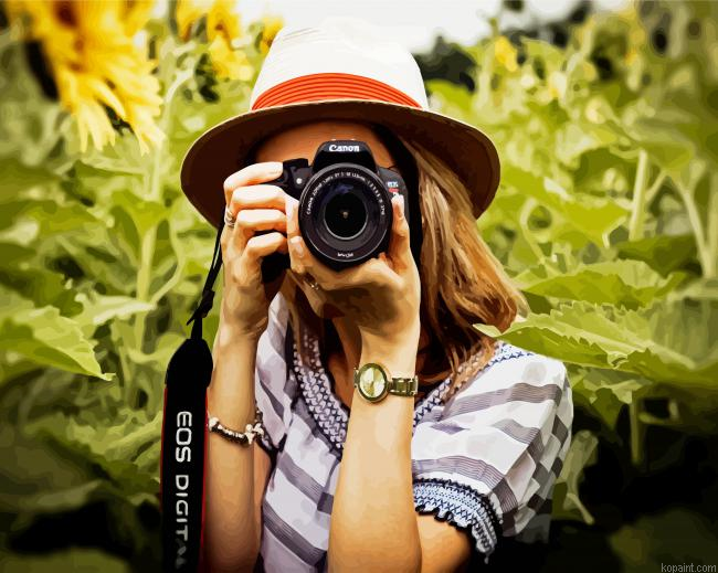 Photographer Girl Paint By Numbers.png